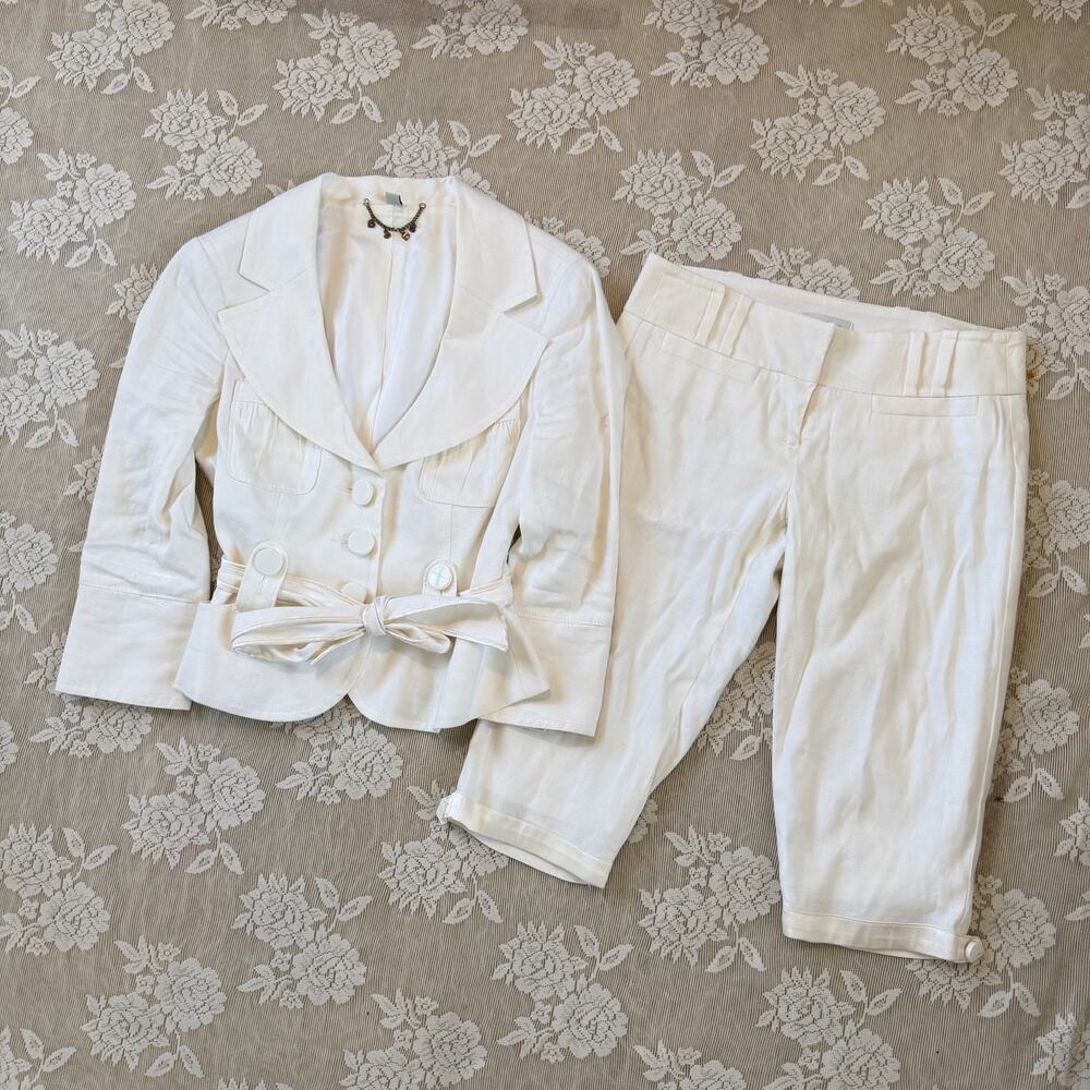 Vintage Y2K Bebe White Linen Capri Suit Set Size 4/0
